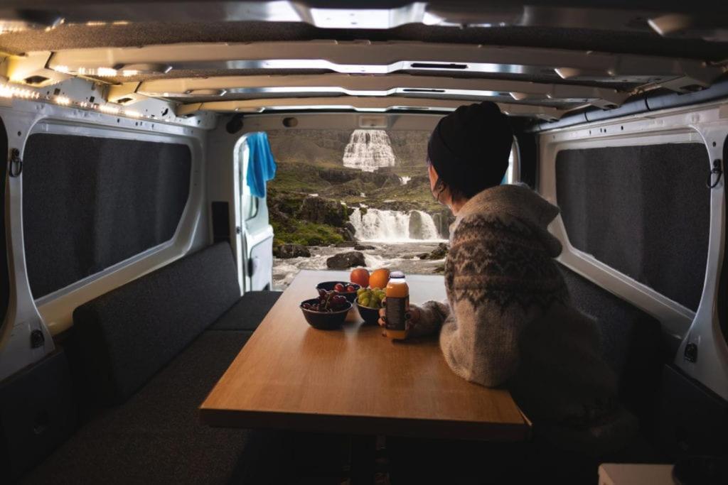 Rent Campervans Keflavík Екстериор снимка